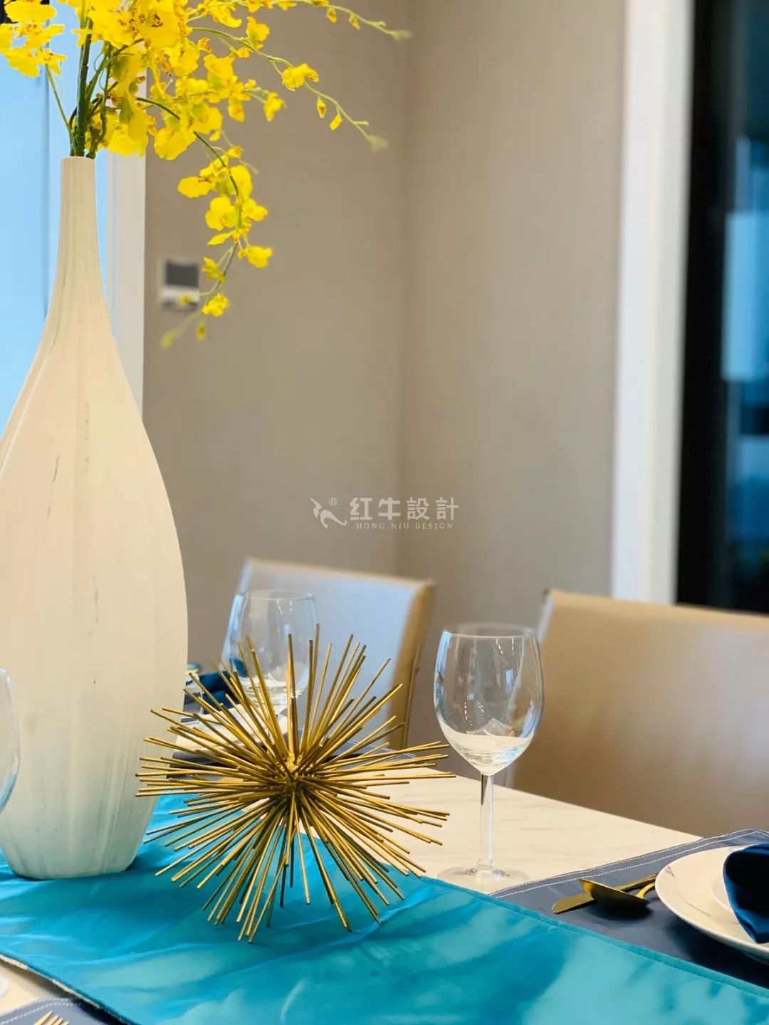 南京保利國際社區(qū)140㎡現(xiàn)代風(fēng)格--四室二廳大戶型，寬敞開闊又舒適！08餐廳設(shè)計
