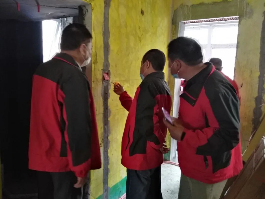 紅牛巡檢 | 開工不久的工地是什么樣的？