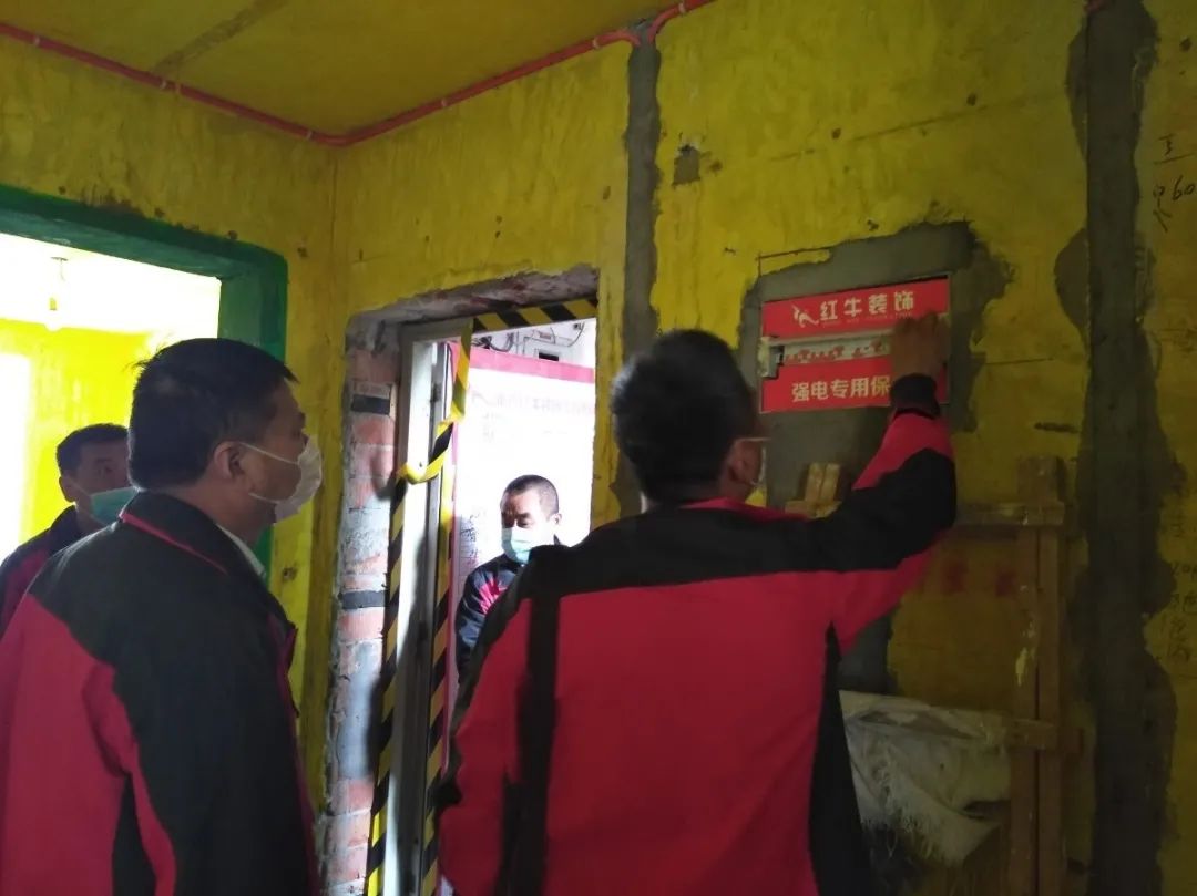 紅牛巡檢 | 開工不久的工地是什么樣的？
