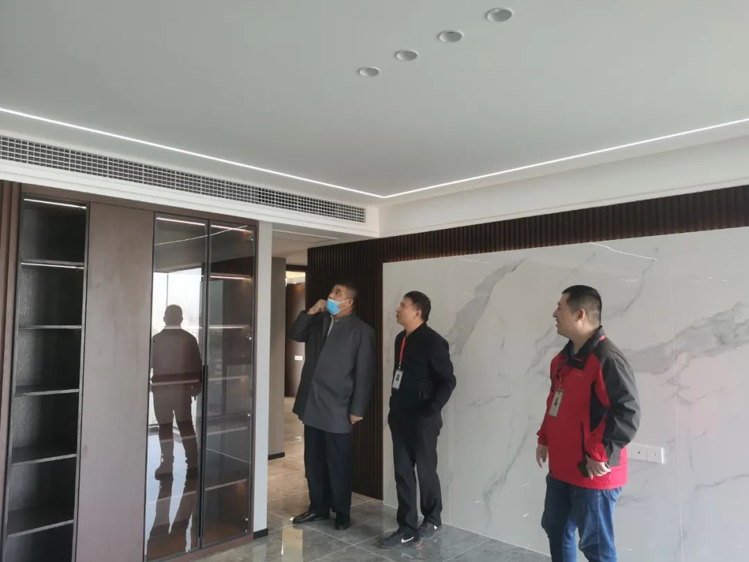 【雙十一】工程總監(jiān)親自帶隊(duì)巡檢，嚴(yán)守每個(gè)工地品質(zhì)，不負(fù)所托！