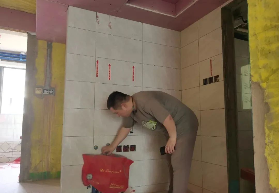 百聞不如一“鑒”！家里裝修前，建議大家先看看工地【工地突擊巡檢】