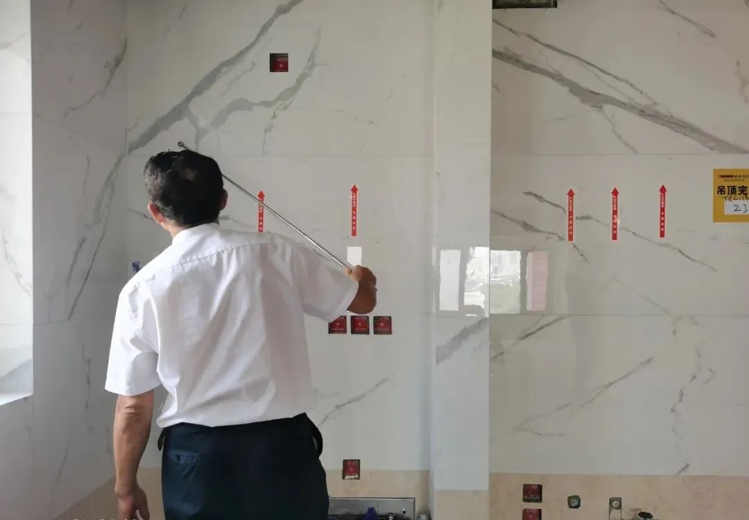 工地突擊巡檢｜沒想到，這家工地竟治愈了我的“強(qiáng)迫癥”