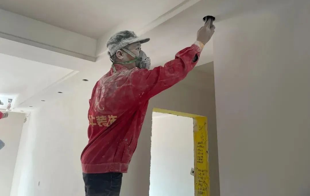 工地突擊巡檢｜揭秘紅牛裝飾品質(zhì)工程背后的“秘密”！