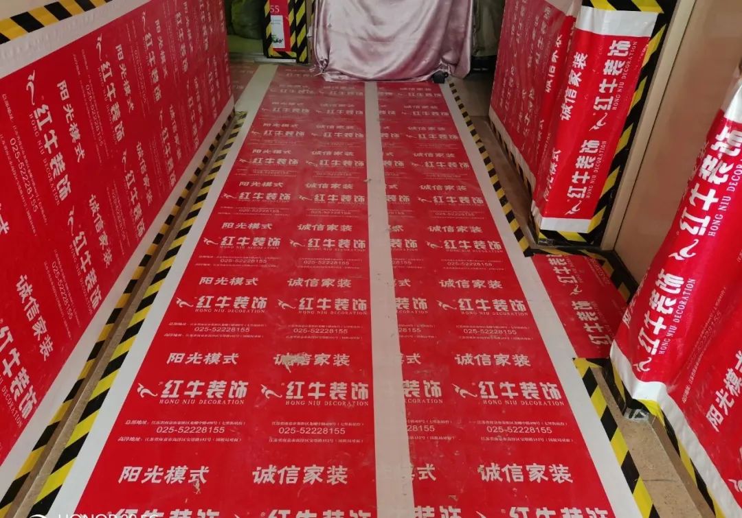 工地巡檢｜烈日炎炎，巡檢步履依舊，堅(jiān)守工程質(zhì)量！