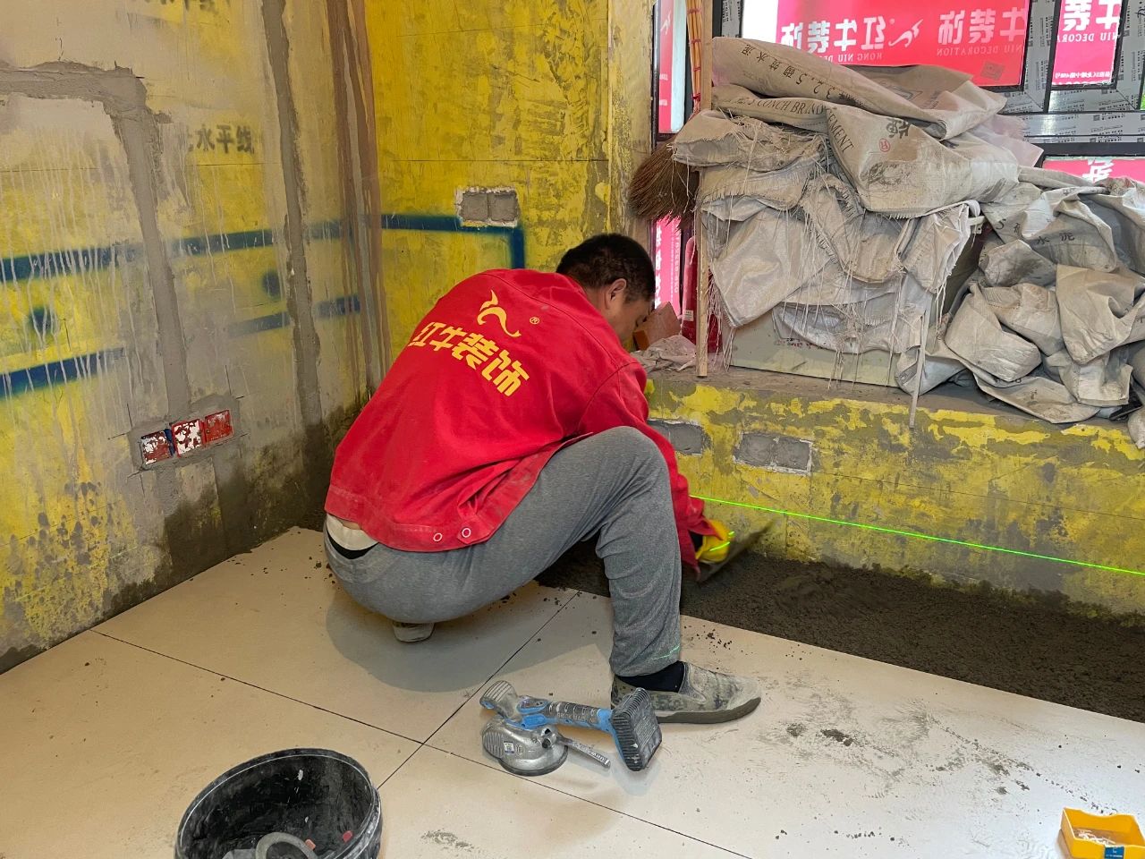 工地突擊巡檢｜嚴(yán)守工藝品質(zhì)，用行動(dòng)兌現(xiàn)承諾！