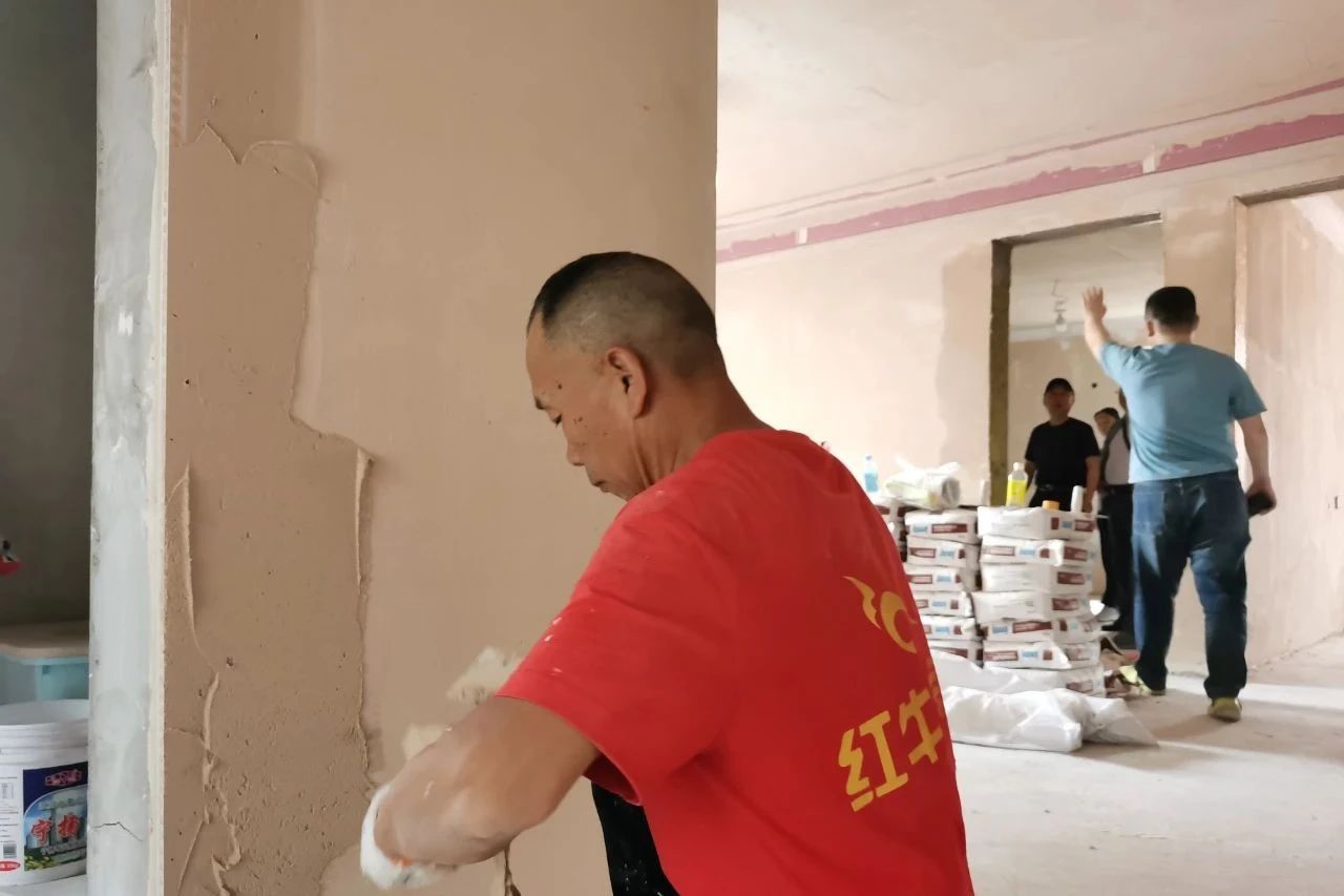 工地突擊巡檢｜在他們的“挑剔”下，筑就高品質(zhì)家居