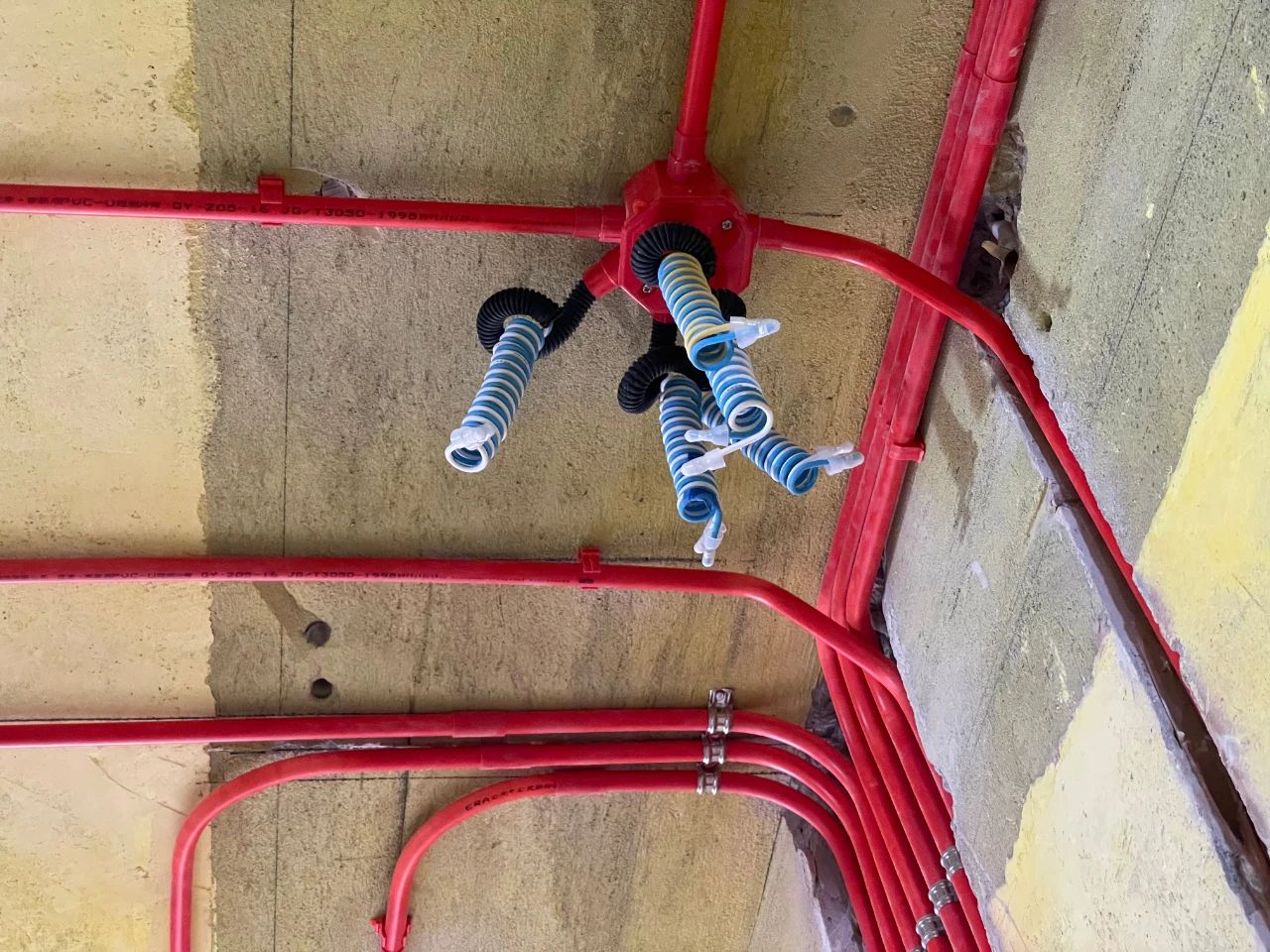 工地突擊巡檢｜這水電施工現(xiàn)場，看了真讓人極度舒適