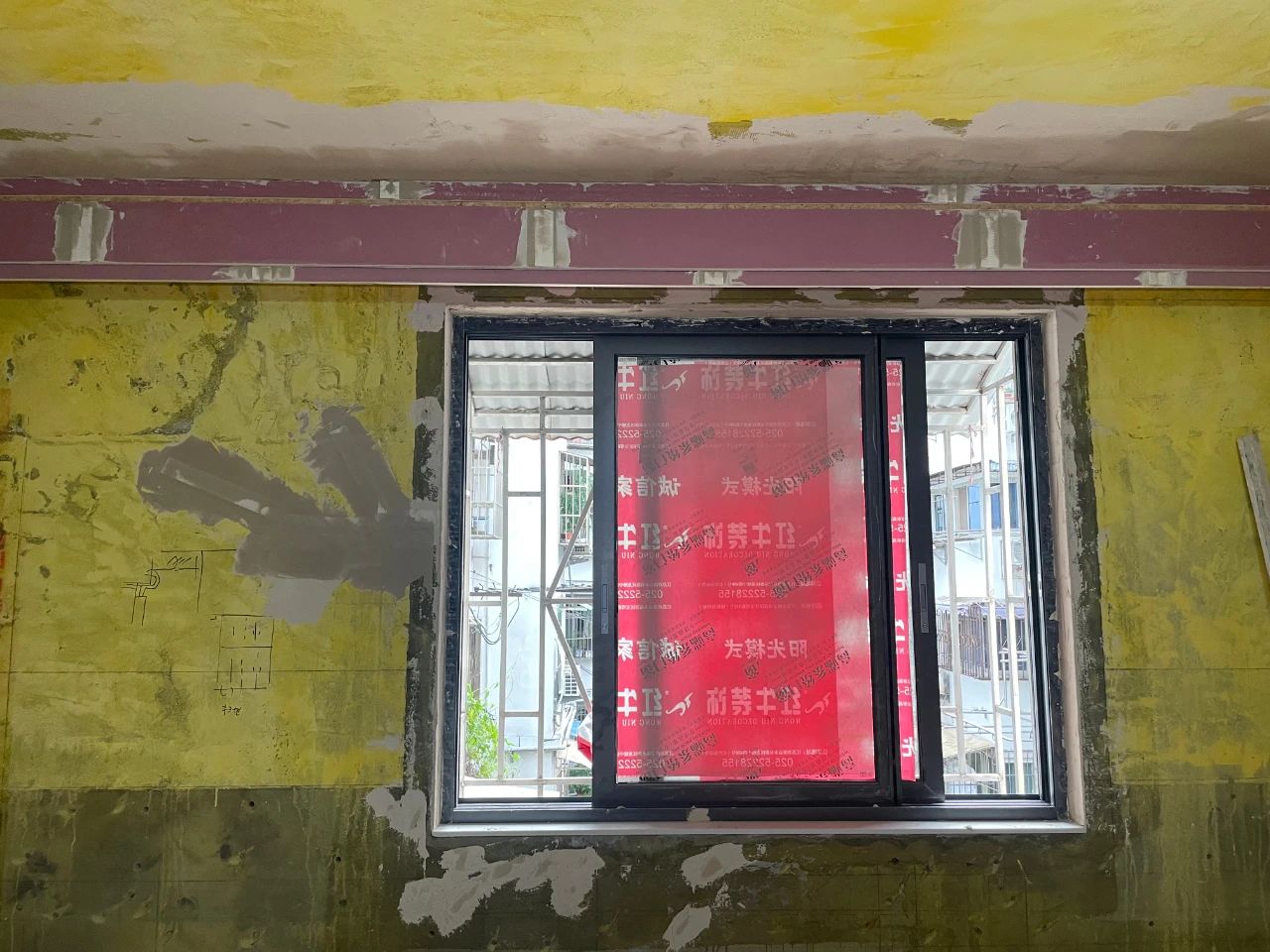 工地突擊巡檢：高溫下的堅(jiān)守，讓每個(gè)細(xì)節(jié)都經(jīng)得起檢驗(yàn)