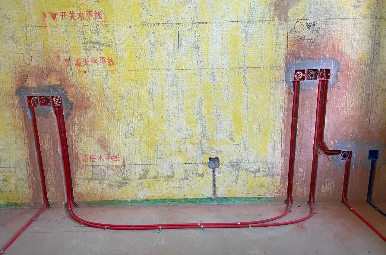 南京紅牛裝飾公司工地巡檢：雙11拼什么？我們在拼質(zhì)量！拼服務(wù)！