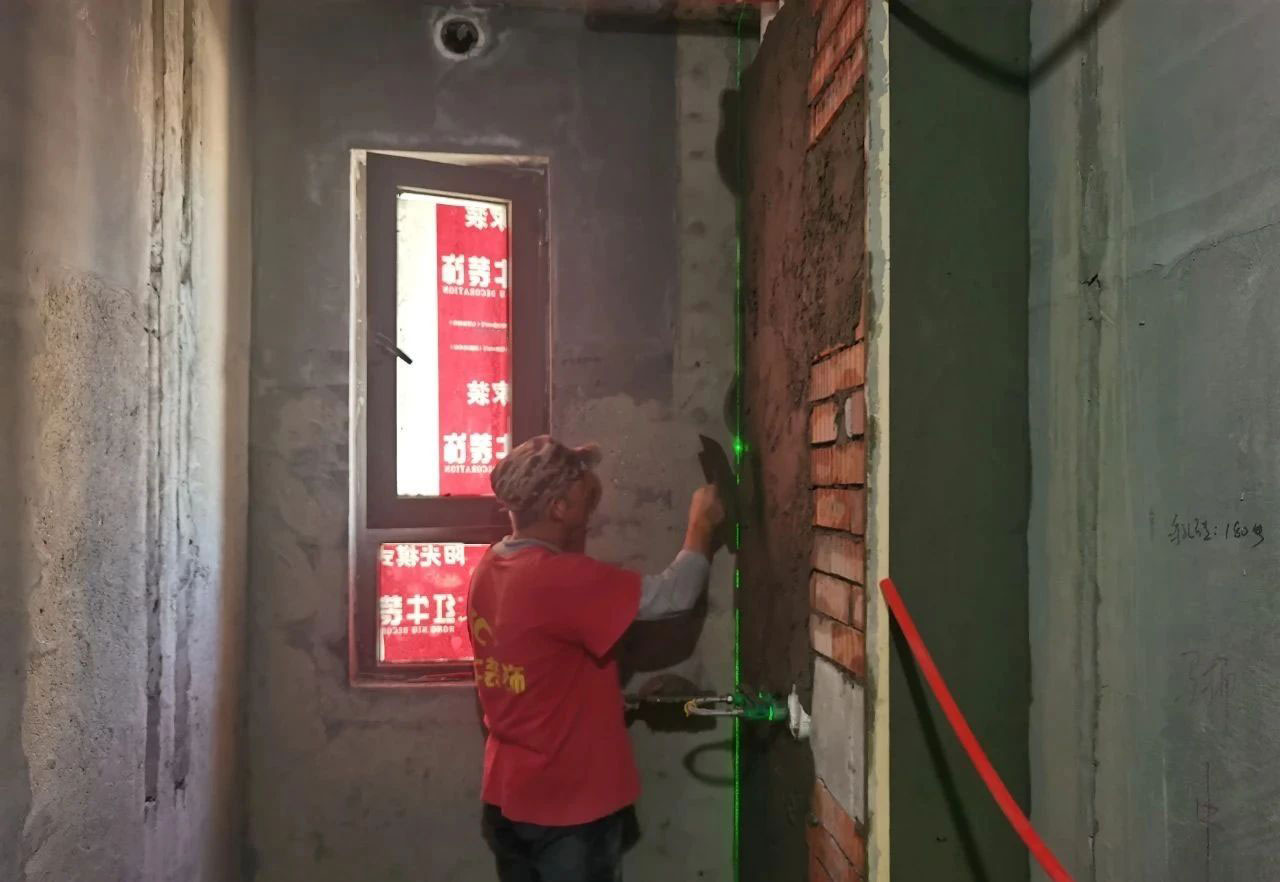南京紅牛裝飾公司工地巡檢：雙11拼什么？我們在拼質(zhì)量！拼服務(wù)！
