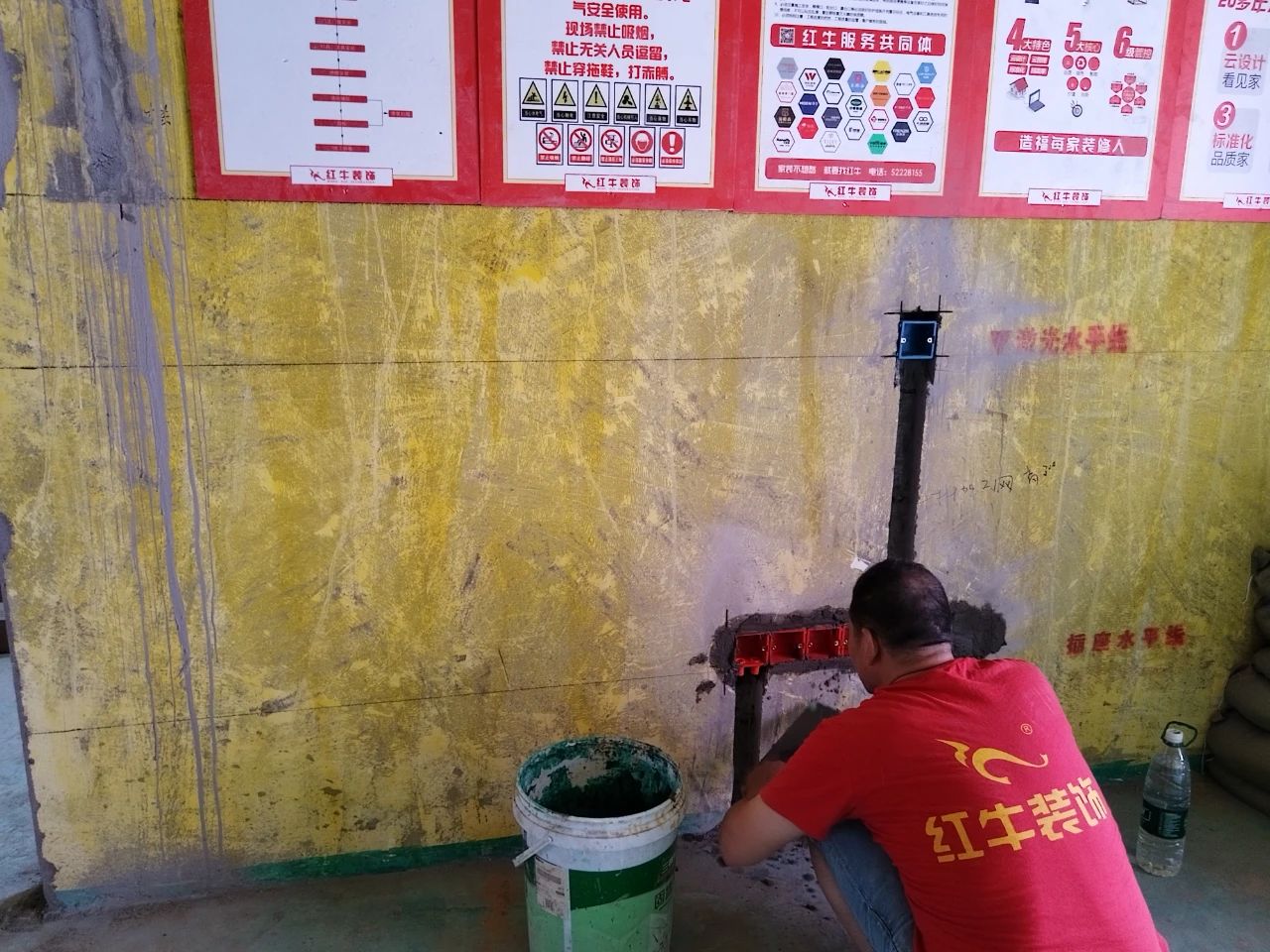 南京紅牛裝飾：持續(xù)高溫模式，也難擋巡檢之心，踐行品質(zhì)承諾